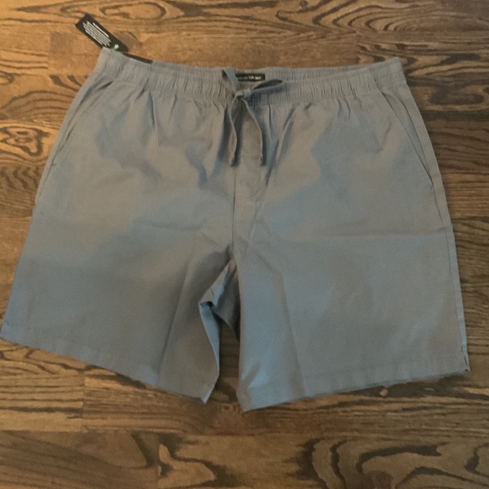 Banana Republic Core Temp Shorts Gray Mens XXL Elastic Waist Drawstring NWT